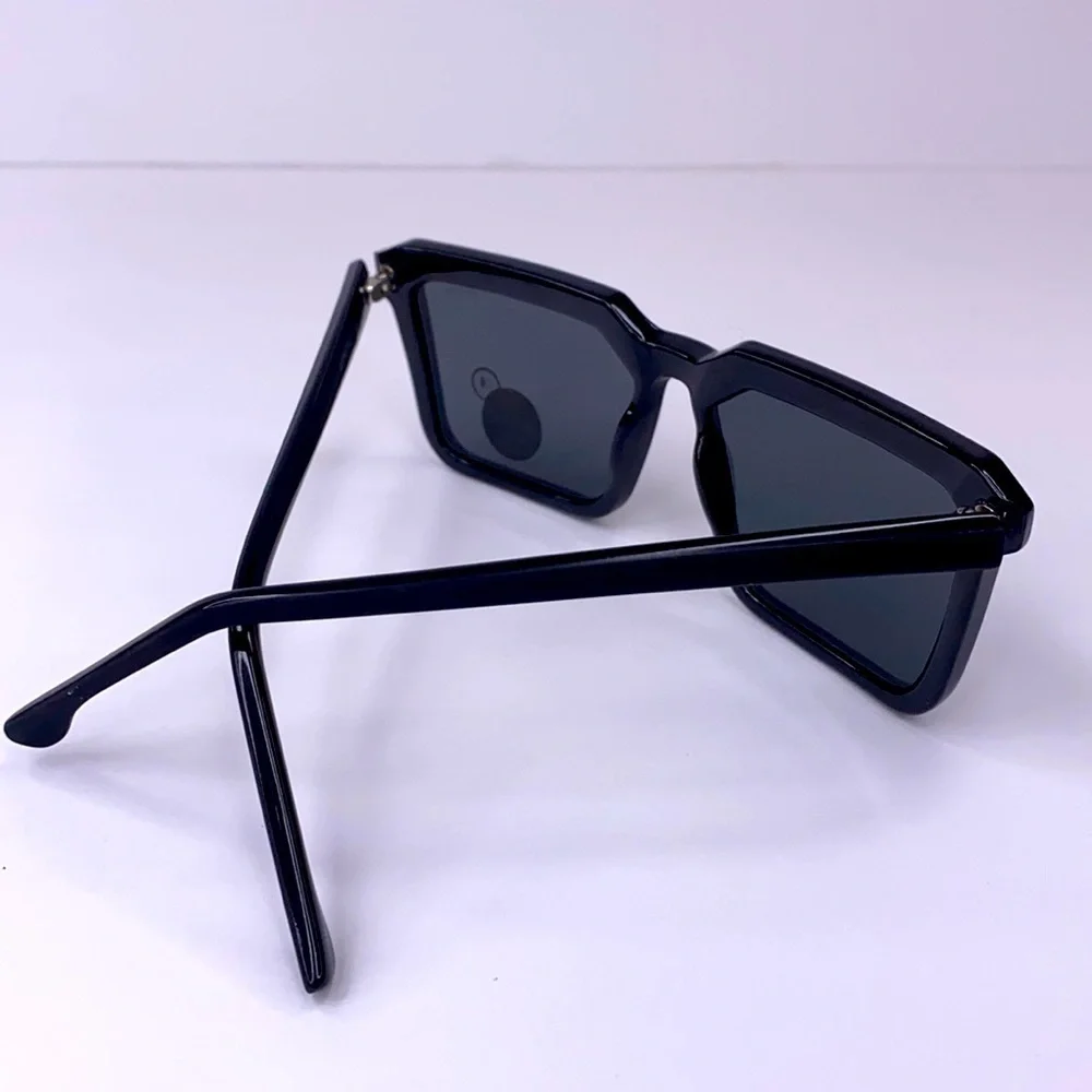 KOMONO sunglasses Benicio Black Rubber Glossy New Sunglasses